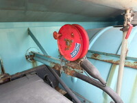 三菱ふそうスーパーグレートタンク車（タンクローリー）大型（10t）[写真24]