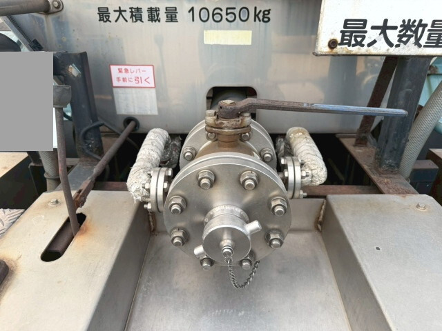 三菱ふそうスーパーグレートタンク車（タンクローリー）大型（10t）[写真28]