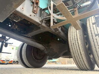 三菱ふそうスーパーグレートタンク車（タンクローリー）大型（10t）[写真31]