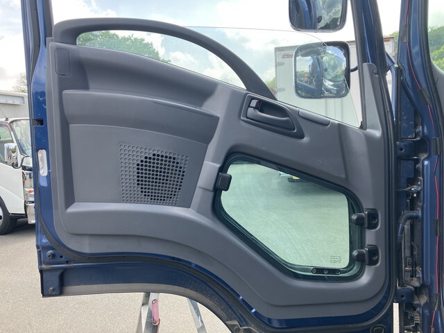 いすゞフォワードダンプ中型（4t）[写真27]