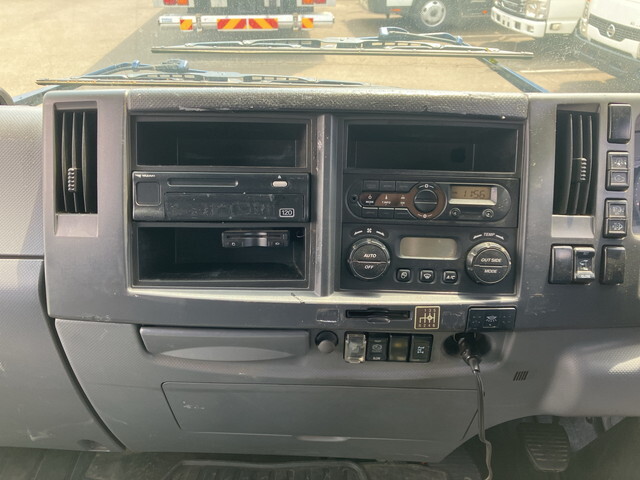 いすゞフォワードダンプ中型（4t）[写真35]