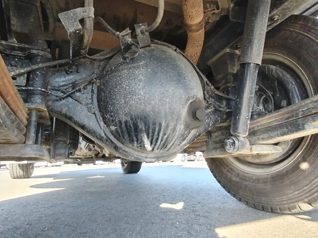 いすゞエルフ平ボディ小型（2t・3t）[写真17]