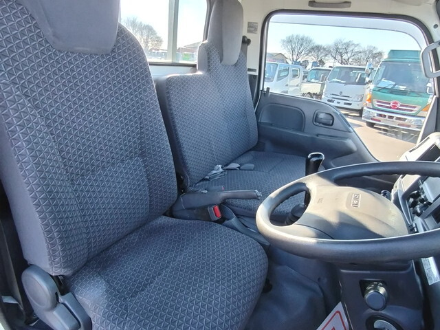 いすゞエルフ平ボディ小型（2t・3t）[写真19]