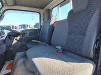 いすゞエルフ平ボディ小型（2t・3t）[写真21]