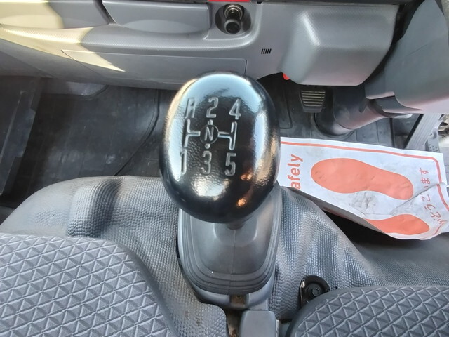 いすゞエルフ平ボディ小型（2t・3t）[写真22]