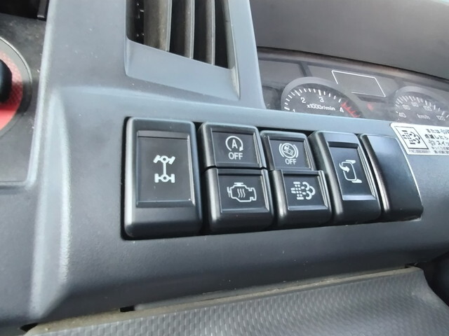 いすゞエルフ平ボディ小型（2t・3t）[写真24]