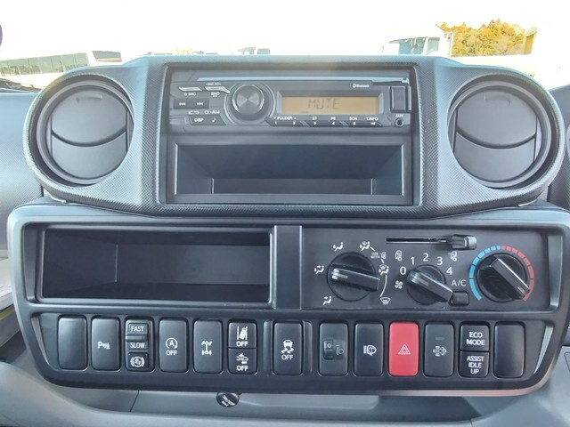 日野デュトロ幌車小型（2t・3t）[写真22]