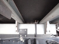 三菱ふそうキャンターアルミバン小型（2t・3t）[写真21]