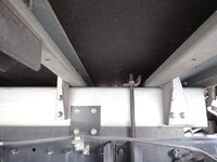 三菱ふそうキャンターアルミバン小型（2t・3t）[写真23]