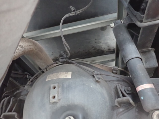 三菱ふそうキャンターアルミバン小型（2t・3t）[写真25]