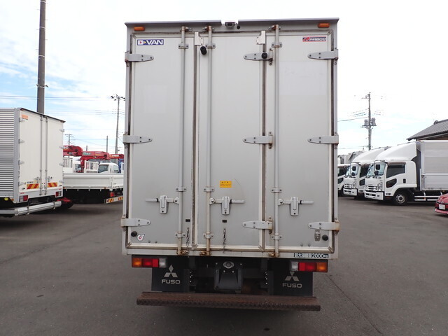 三菱ふそうキャンターアルミバン小型（2t・3t）[写真05]
