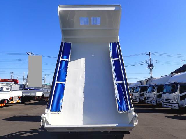 いすゞフォワードダンプ中型（4t）[写真17]