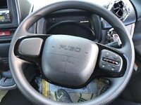 三菱ふそうキャンター平ボディ小型（2t・3t）[写真11]