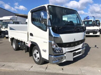 三菱ふそうキャンター平ボディ小型（2t・3t）[写真04]