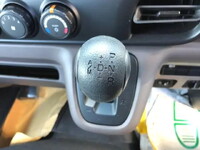 三菱ふそうキャンター平ボディ小型（2t・3t）[写真10]