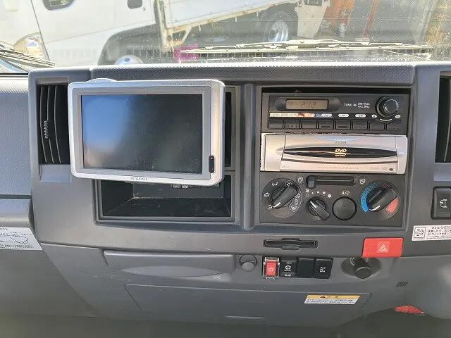 いすゞエルフセーフティローダー小型（2t・3t）[写真30]