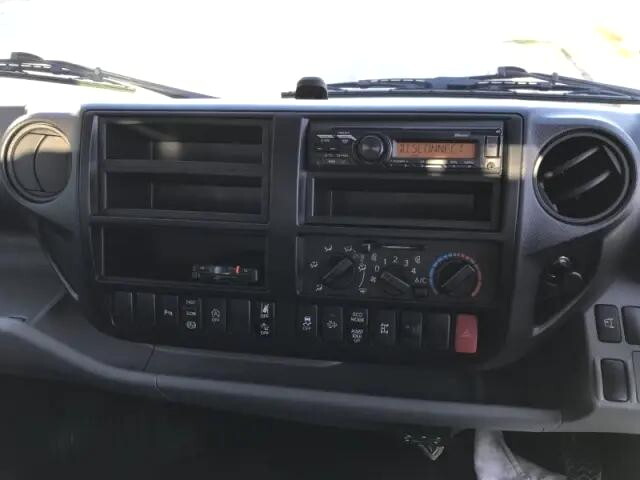 日野デュトロクレーン5段小型（2t・3t）[写真12]