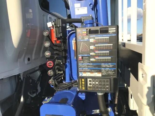 日野デュトロクレーン5段小型（2t・3t）[写真28]