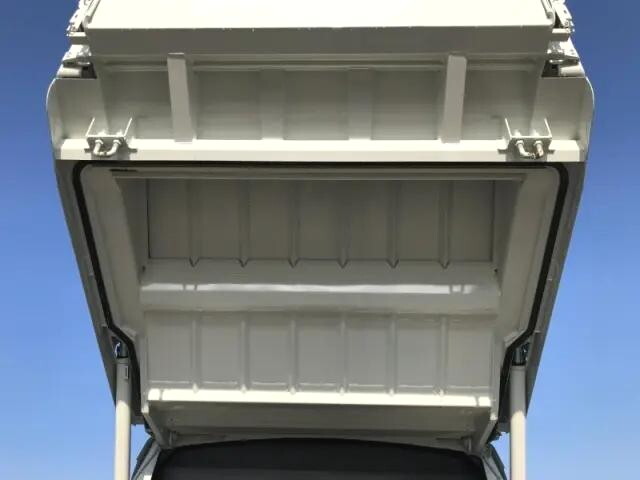 三菱ふそうキャンターパッカー車（塵芥車）小型（2t・3t）[写真21]