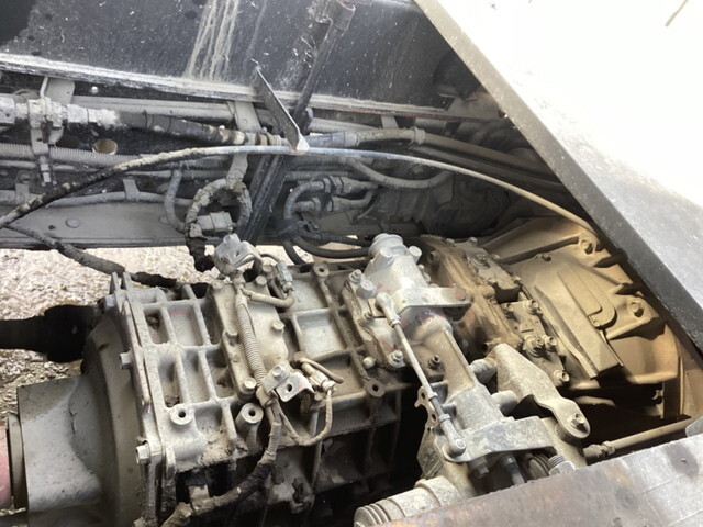 いすゞギガダンプ大型（10t）[写真19]