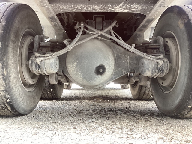 いすゞギガダンプ大型（10t）[写真20]