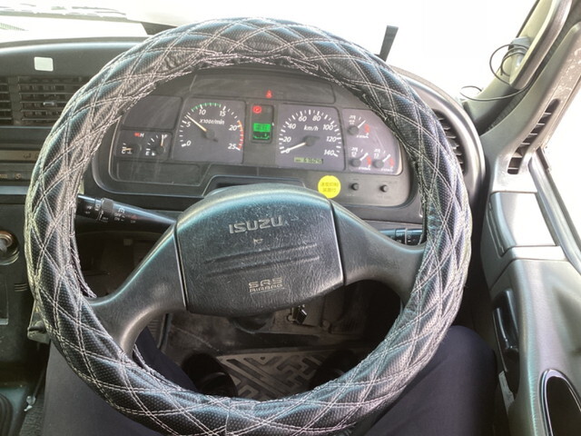 いすゞギガダンプ大型（10t）[写真25]