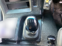 いすゞギガダンプ大型（10t）[写真28]