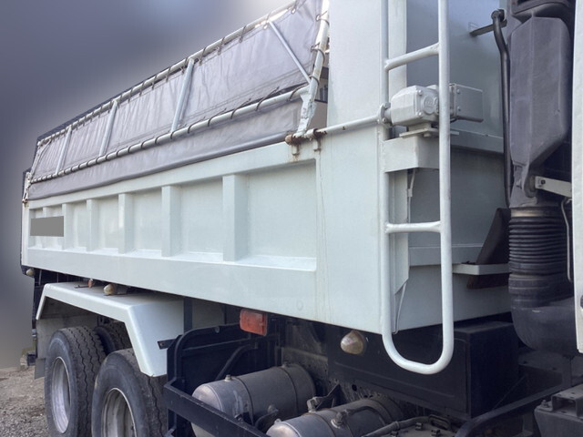 いすゞギガダンプ大型（10t）[写真05]