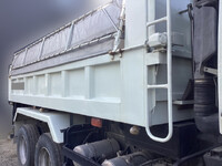 いすゞギガダンプ大型（10t）[写真06]