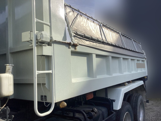 いすゞギガダンプ大型（10t）[写真06]