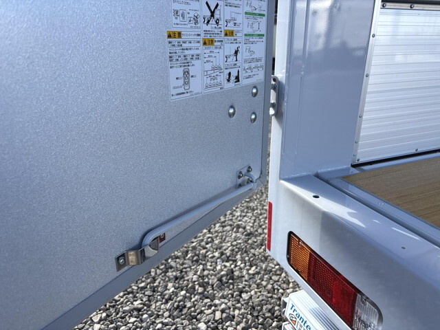 日野デュトロアルミウイング小型（2t・3t）[写真12]