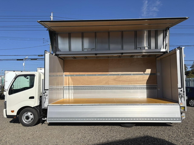 日野デュトロアルミウイング小型（2t・3t）[写真15]