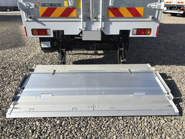 日野デュトロアルミウイング小型（2t・3t）[写真20]