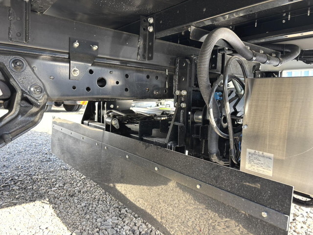 日野デュトロアルミウイング小型（2t・3t）[写真24]