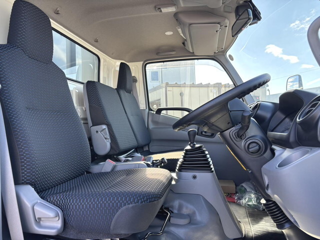 日野デュトロアルミウイング小型（2t・3t）[写真31]