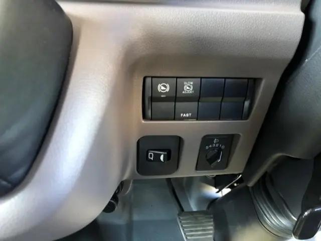 三菱ふそうキャンターダンプ小型（2t・3t）[写真11]