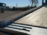 いすゞギガセルフクレーン4段大型（10t）[写真09]