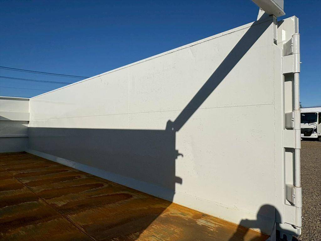 いすゞギガコンテナ専用車大型（10t）[写真10]