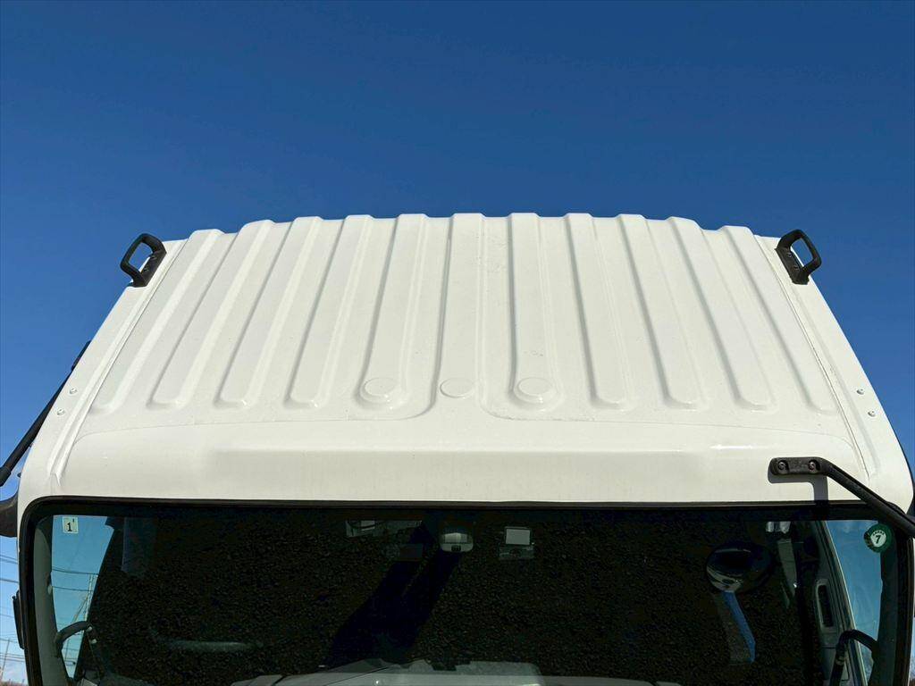いすゞギガコンテナ専用車大型（10t）[写真20]