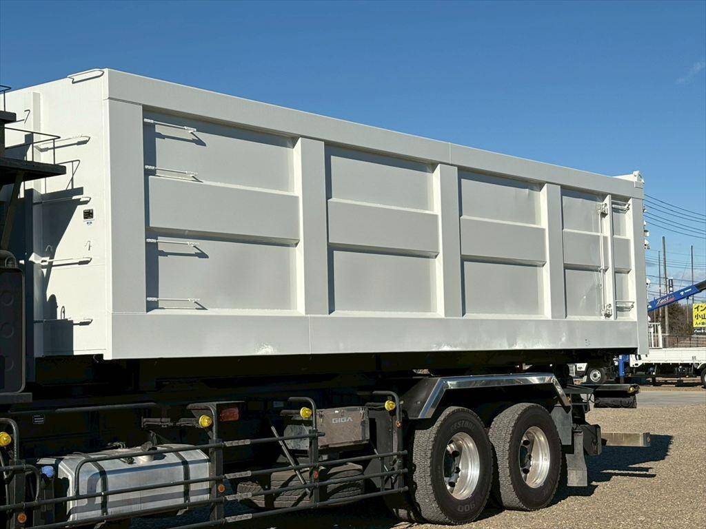 いすゞギガコンテナ専用車大型（10t）[写真06]