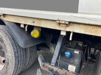 三菱ふそうキャンター平ボディ小型（2t・3t）[写真15]