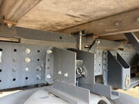 三菱ふそうキャンター平ボディ小型（2t・3t）[写真17]