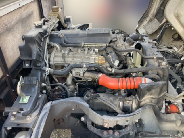 三菱ふそうキャンター平ボディ小型（2t・3t）[写真24]