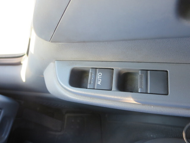 その他のメーカーエルフダブルキャブ（Wキャブ）小型（2t・3t）[写真28]