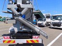 三菱ふそうファイターミキサー車（コンクリートミキサー）中型（4t）[写真29]