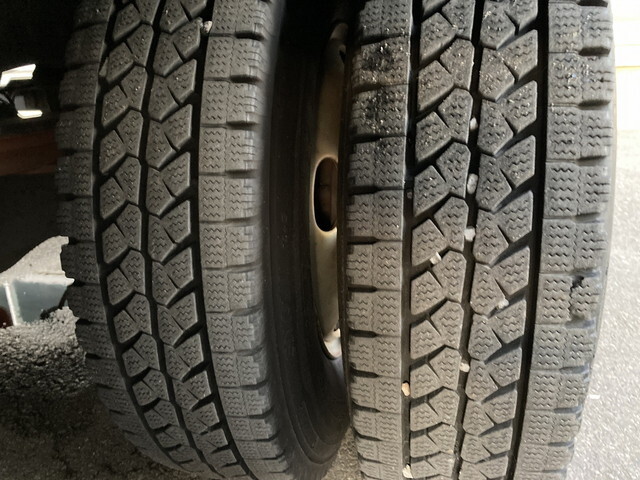 三菱ふそうキャンターアルミバン小型（2t・3t）[写真15]