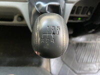 三菱ふそうキャンターアルミバン小型（2t・3t）[写真20]