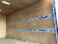 三菱ふそうキャンターアルミバン小型（2t・3t）[写真25]