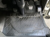 三菱ふそうキャンターアルミバン小型（2t・3t）[写真40]