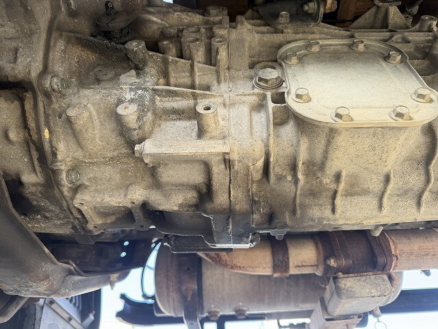 日野レンジャー平ボディ増トン（6t・8t）[写真12]